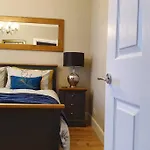 Smart & Stylish Holiday Apartment In The City Centre